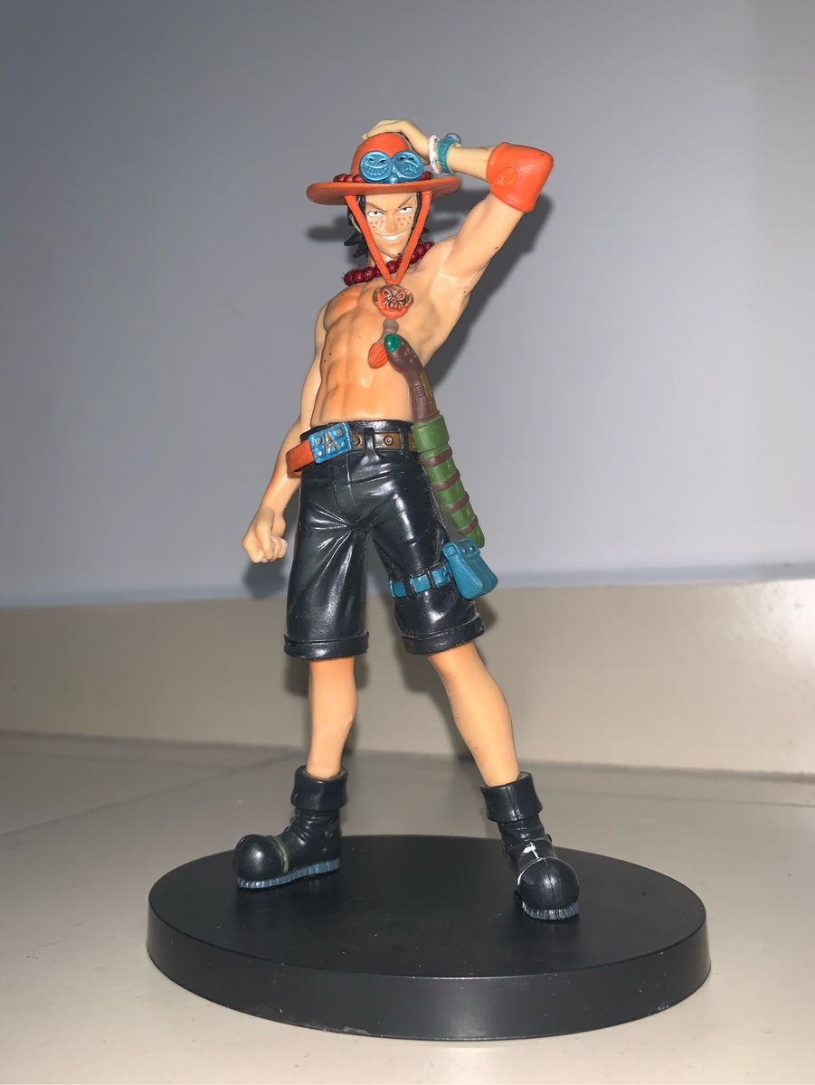 Action Figure One Piece Luffy e Ace Item de Decoração Usado 79304434