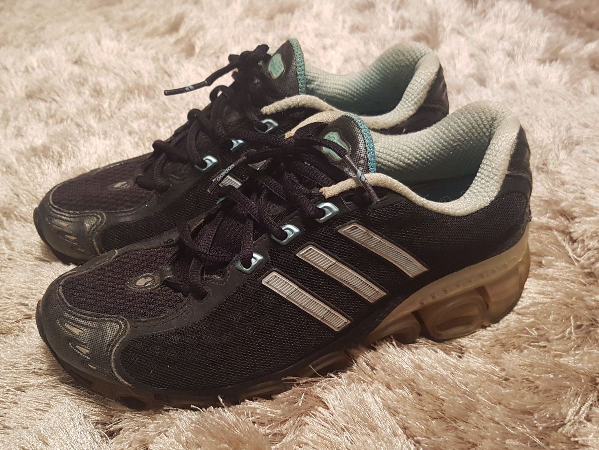 tênis slip on adidas feminino