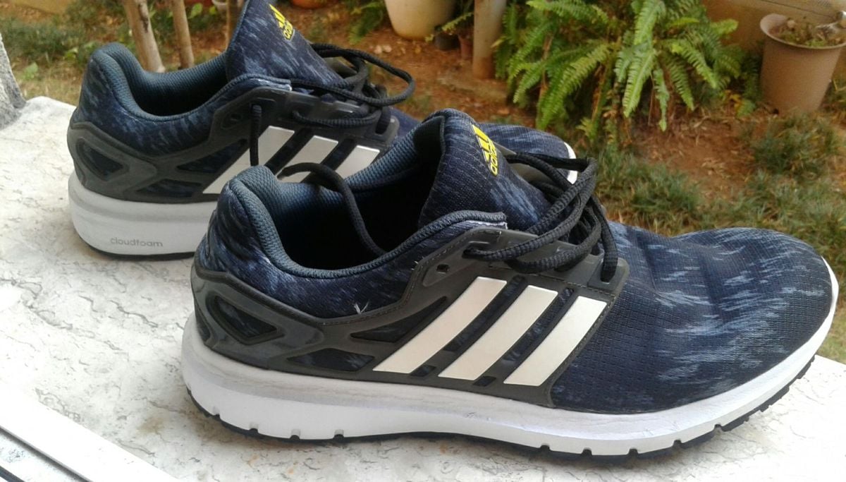 swift run adidas preto