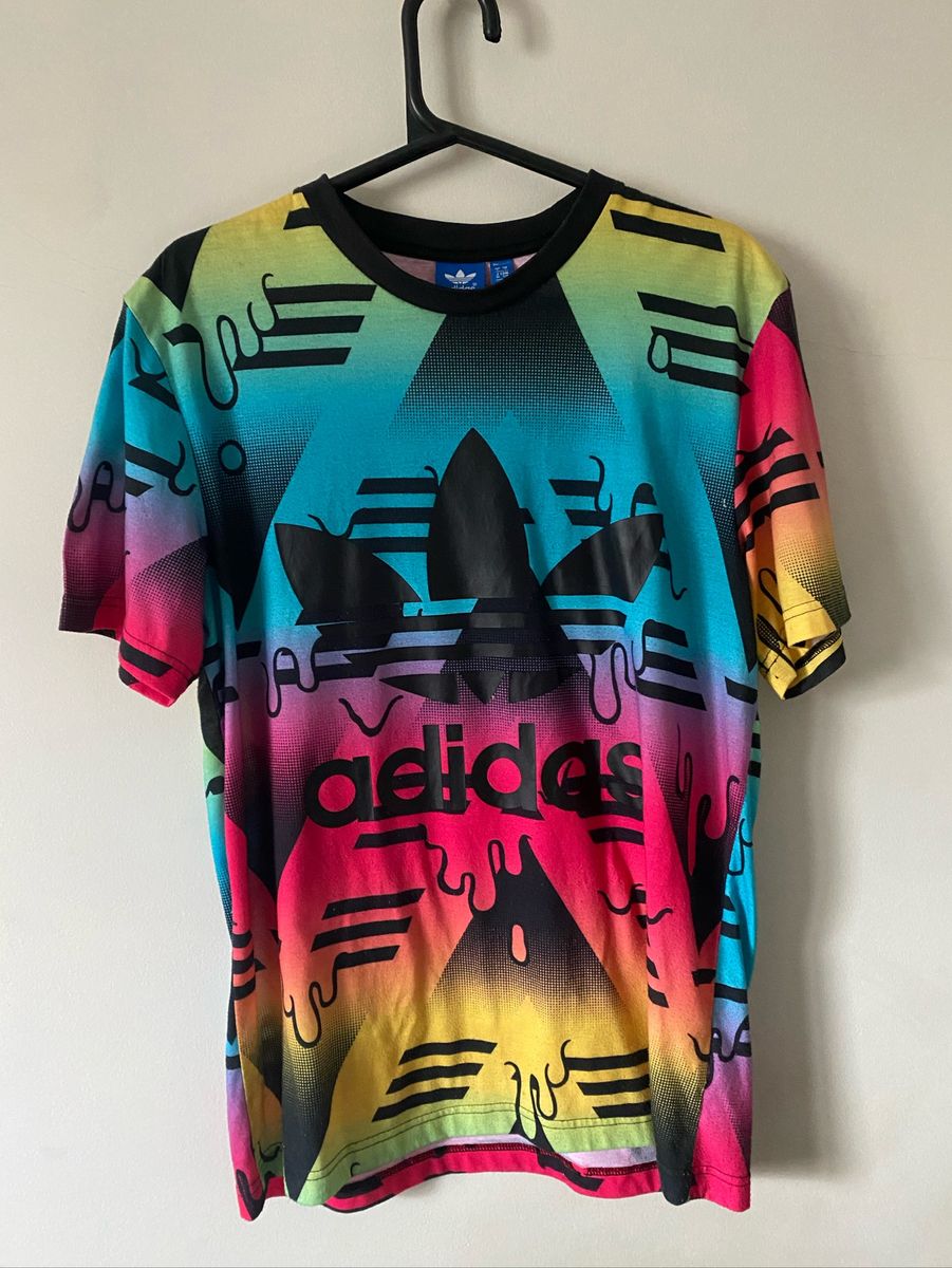 Camiseta adidas estampada store masculina