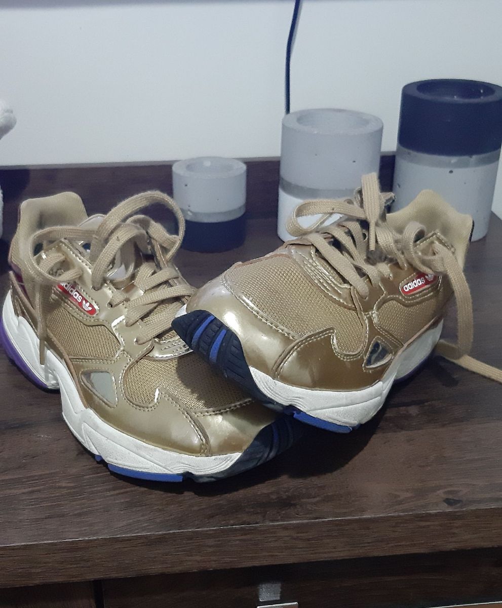 adidas falcon feminino dourado