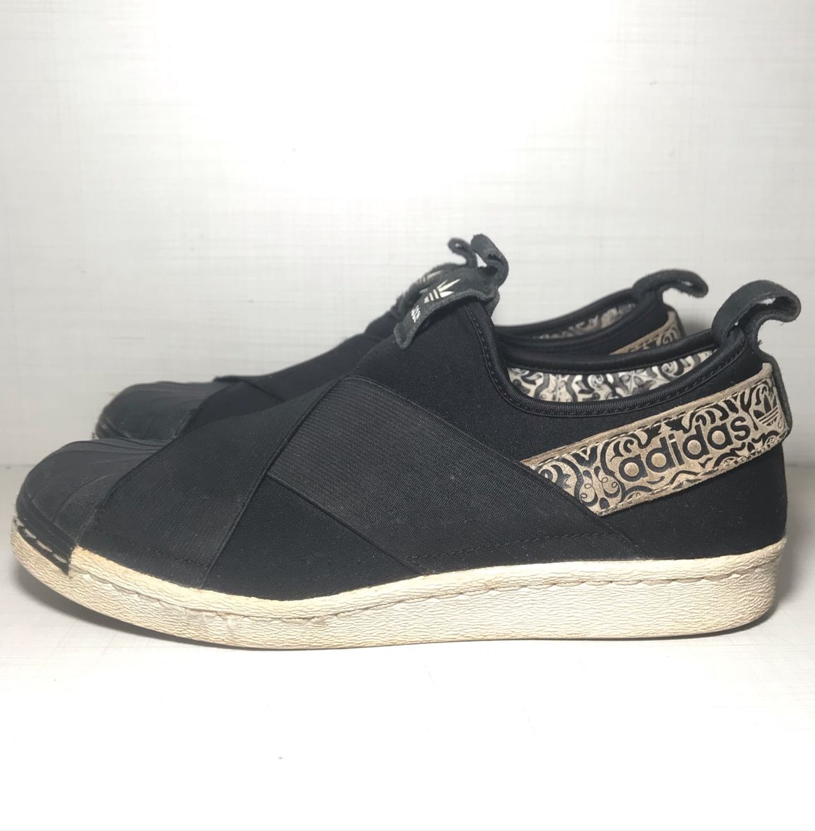 adidas slip on farm