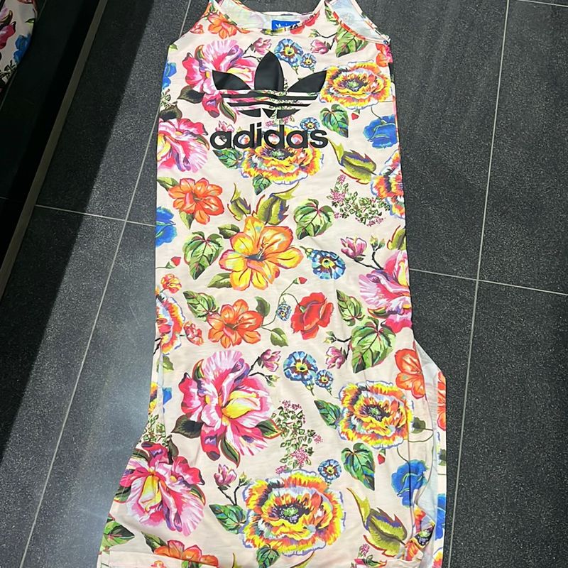 Vestido da outlet adidas florido