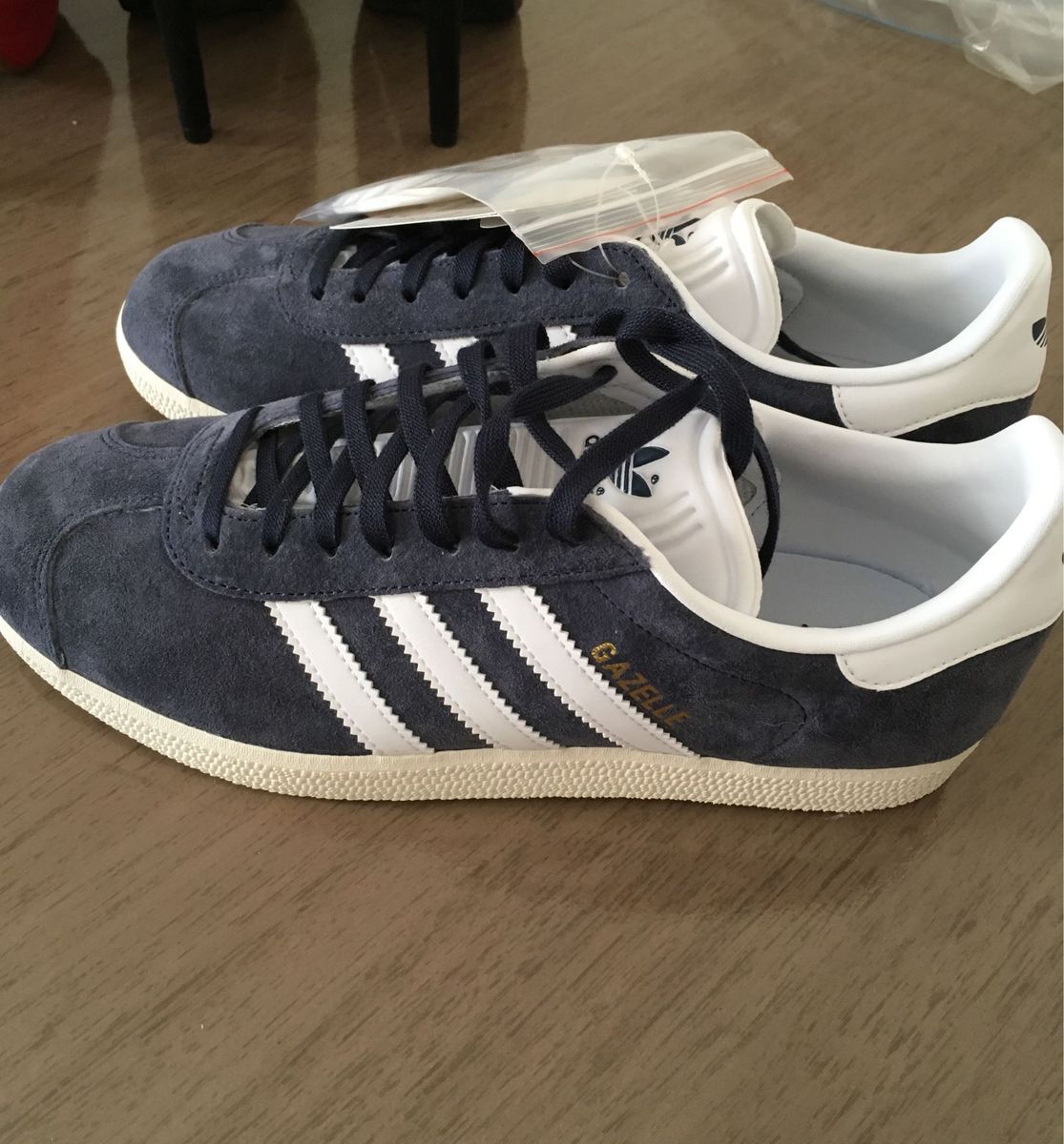 tenis adidas gazelle azul feminino