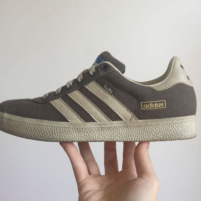 Tenis adidas hemp store verde