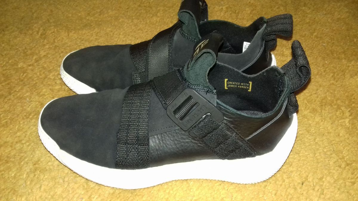 tenis adidas james harden