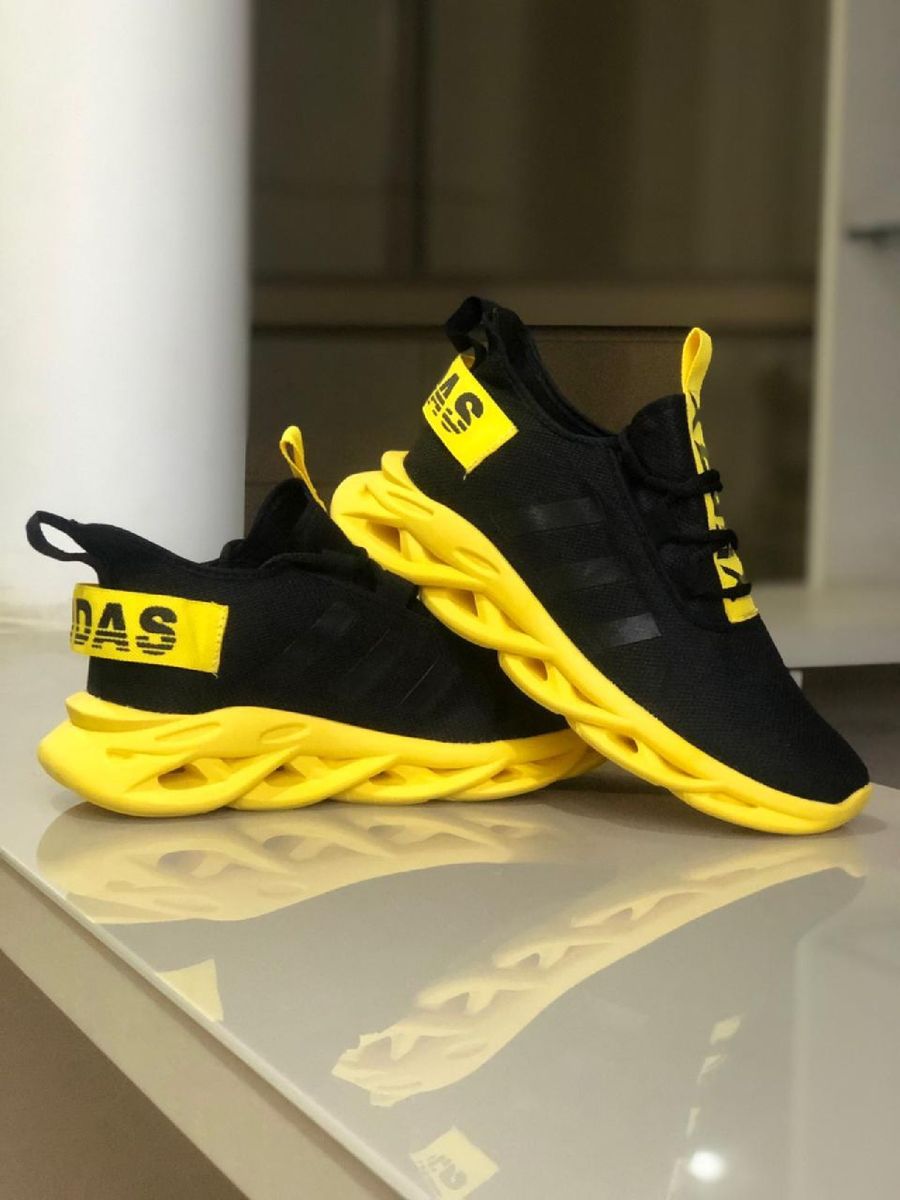 adidas amarelo e preto