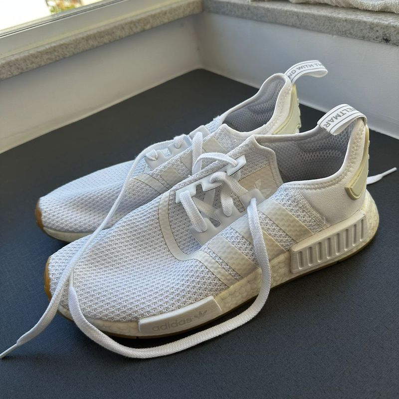 adidas gazelle silver green womens Tnis Adidas NMD R1 Branco/Preto  NewSkull