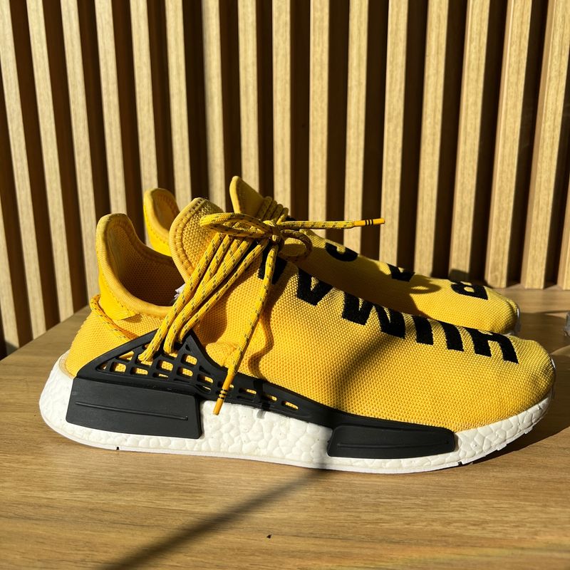 Human race amarillas online