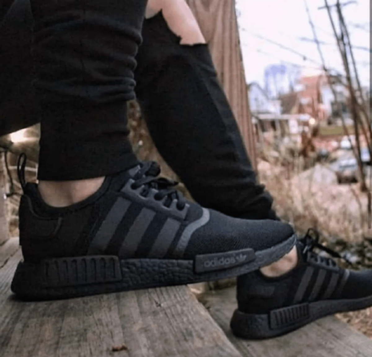adidas nmd preto com vermelho