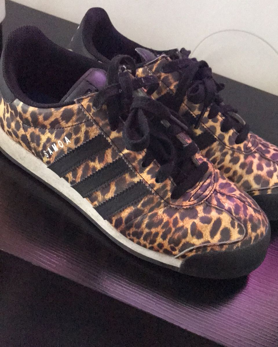 tenis adidas animal print