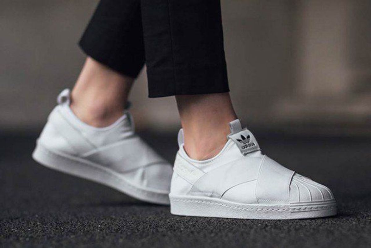 adidas slip on branco