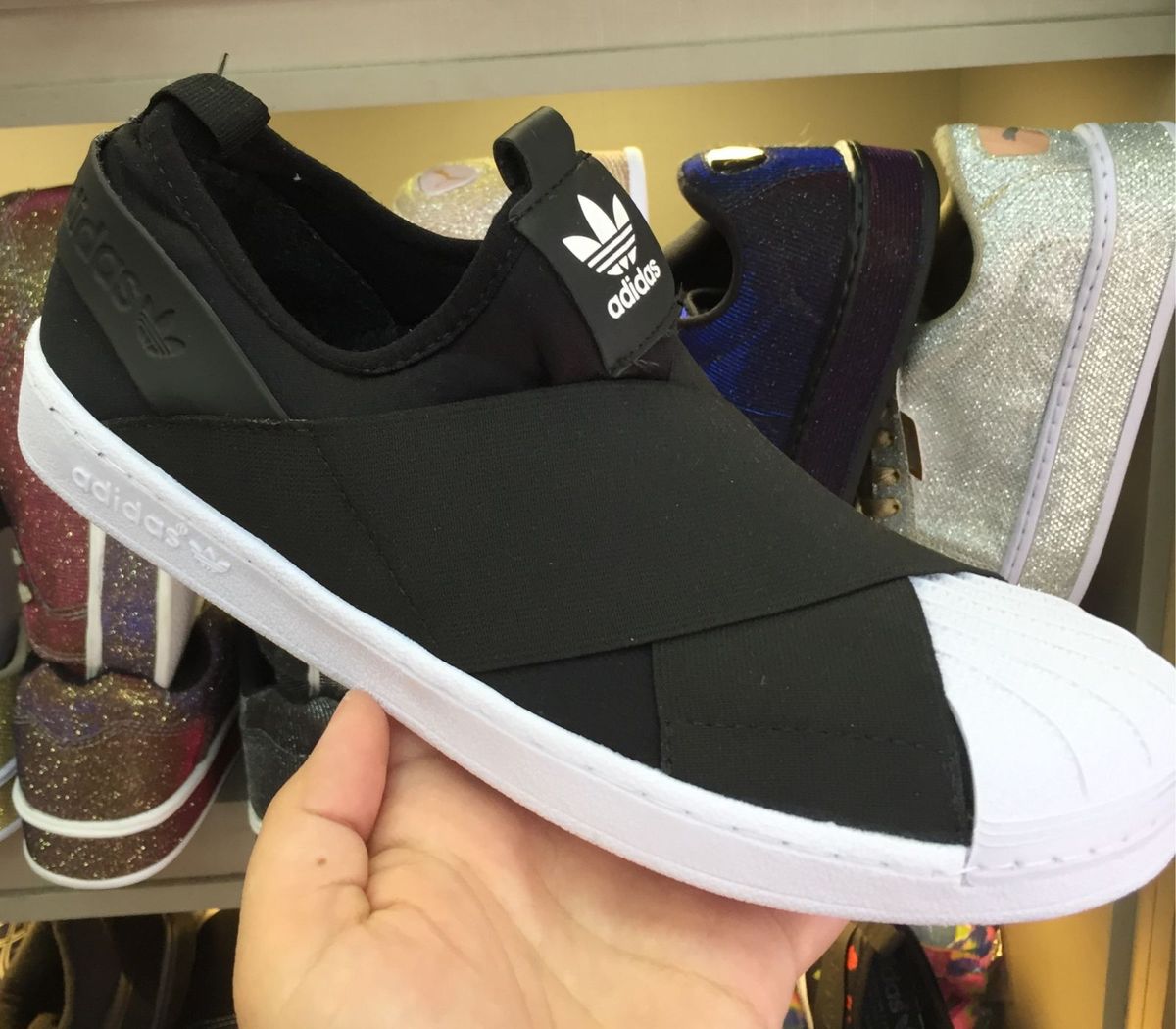 tenis adidas branco feminino