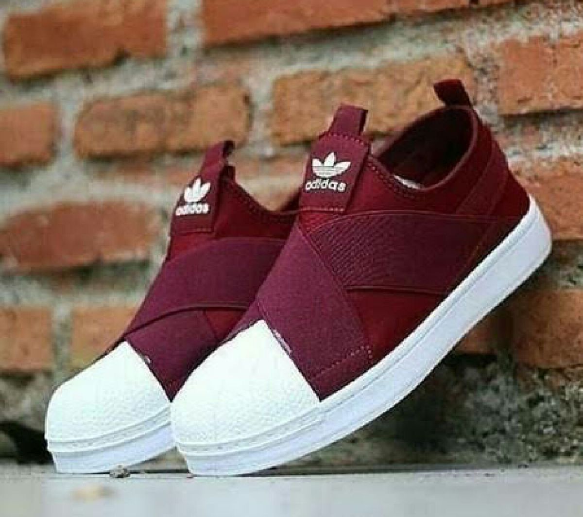 adidas slip on 35