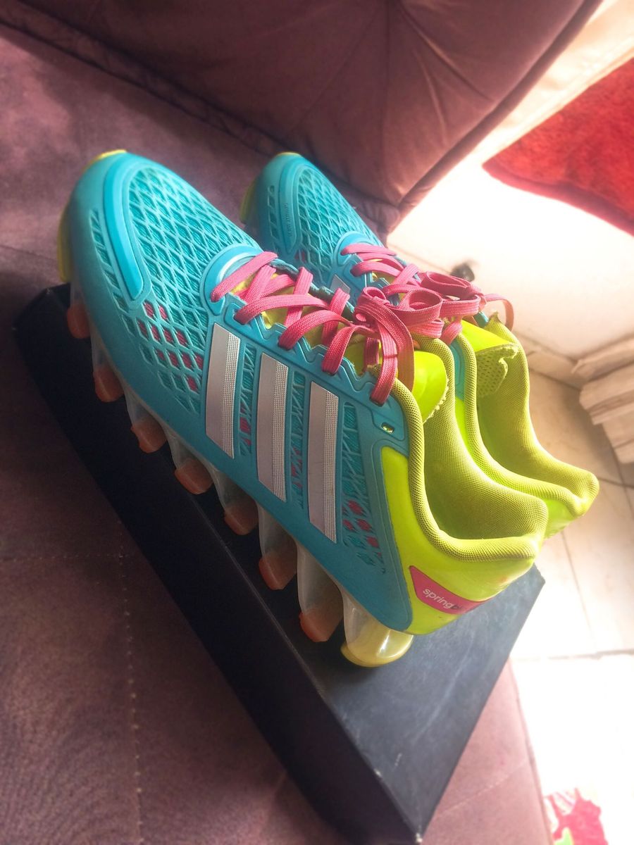 springblade colorido