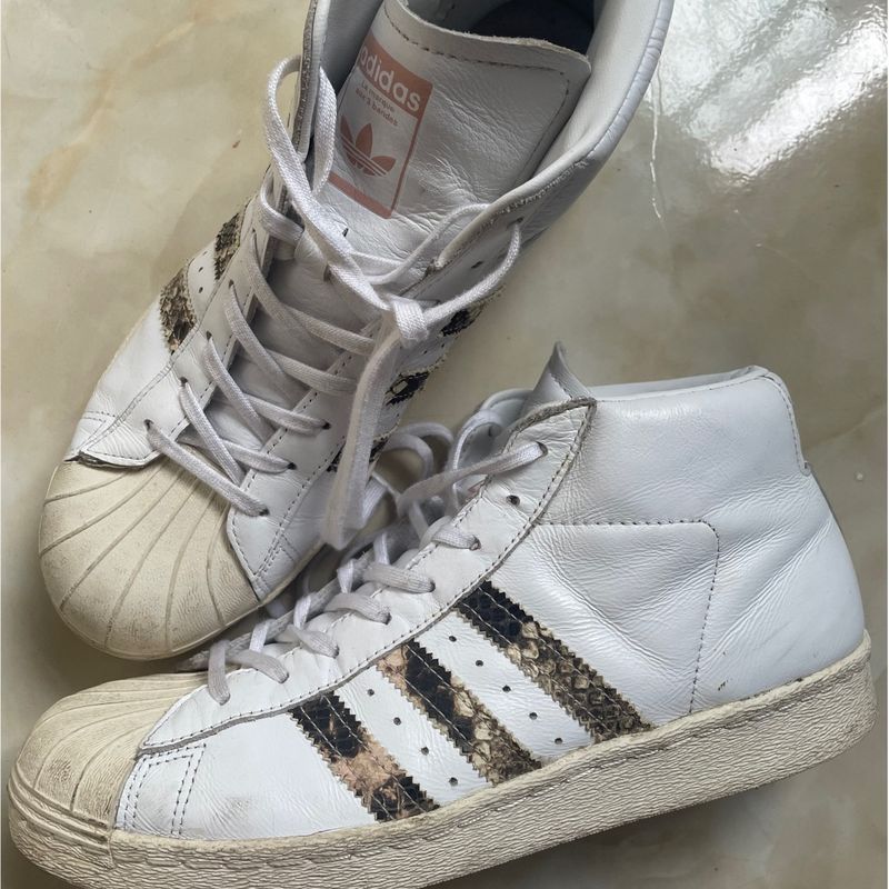 Tenis adidas superstar cano hot sale alto