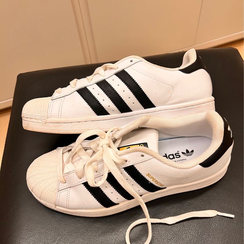 Tenis adidas 2024 superstar 37