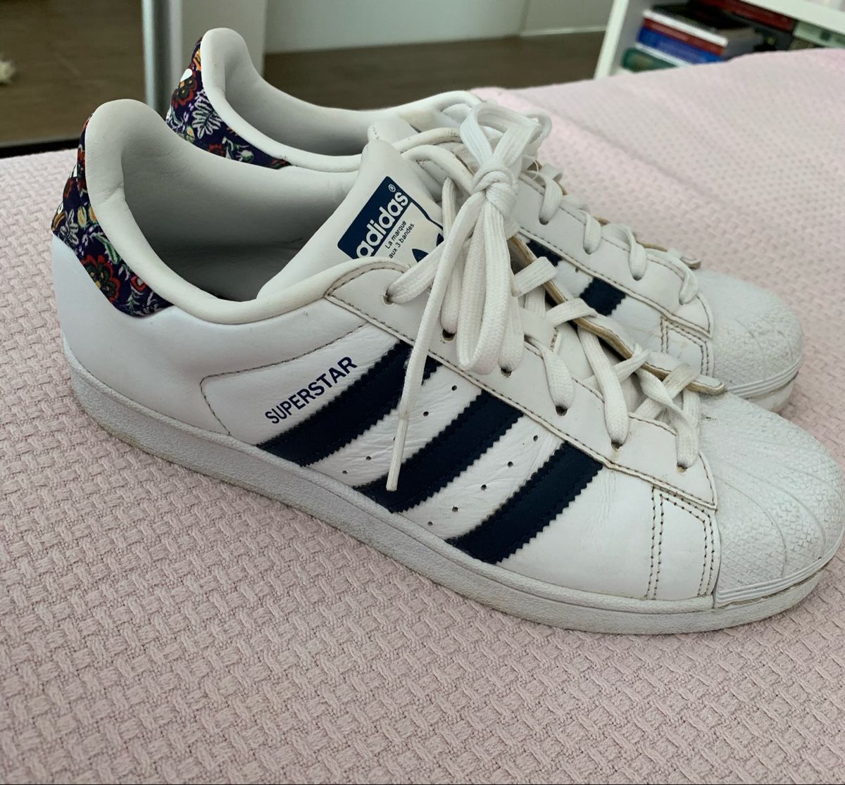 tenis adidas superstar farm