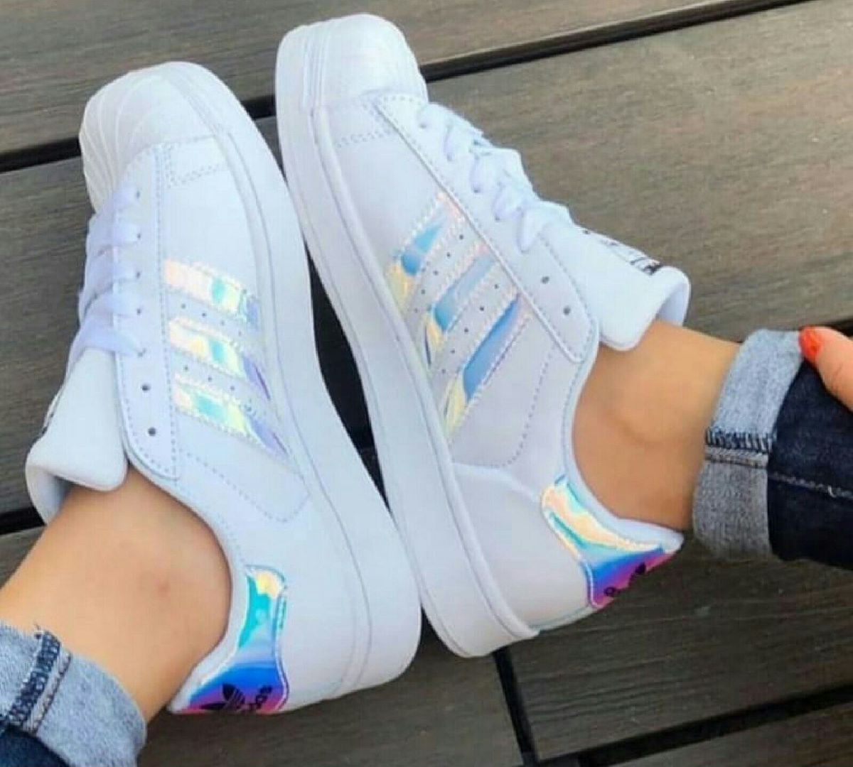 tenis adidas superstar feminino holografico