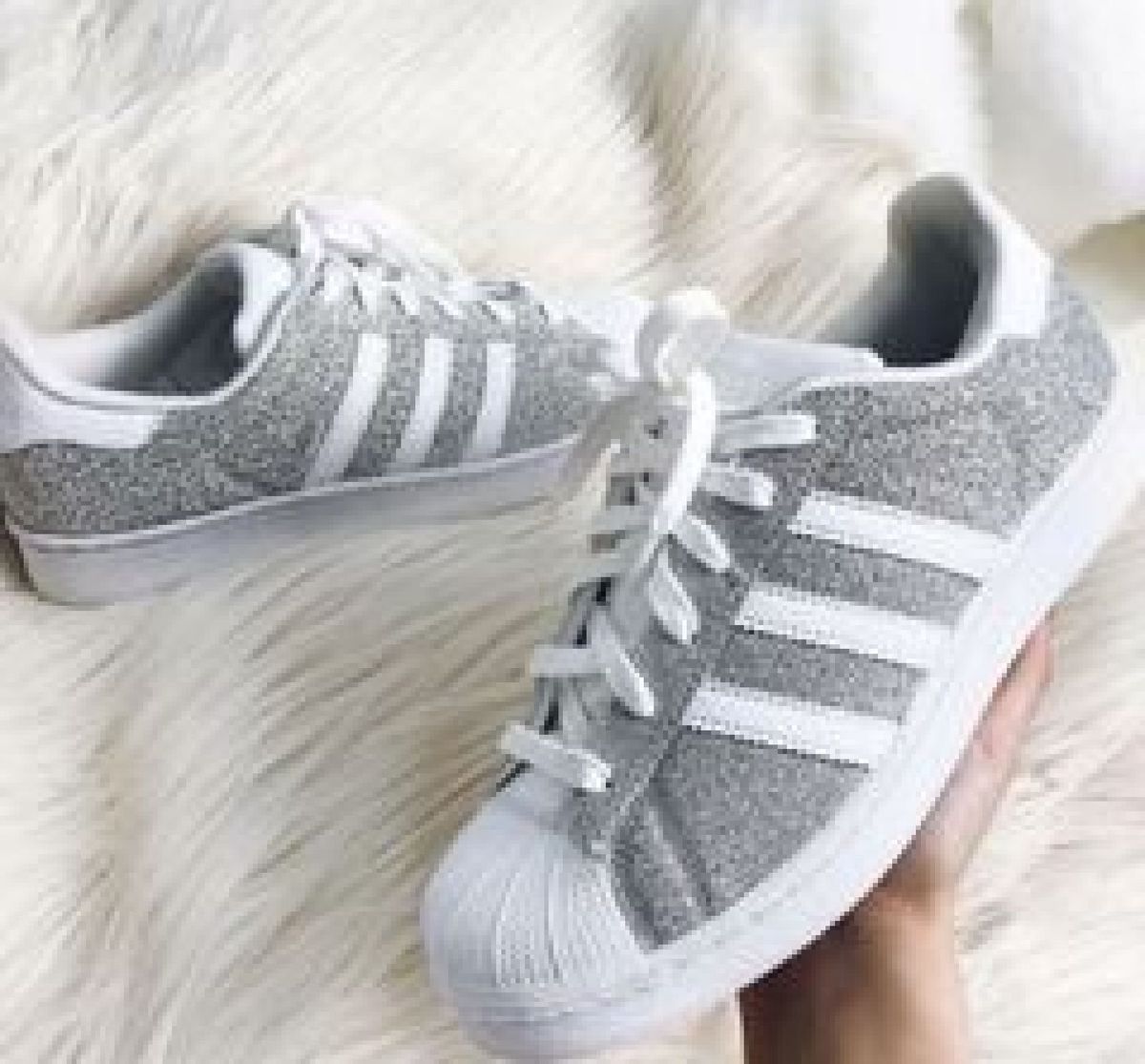 tenis adidas superstar brilhante