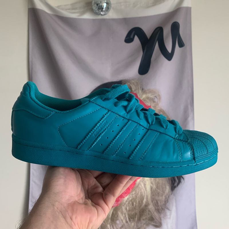 Adidas supercolor on sale pharrell williams