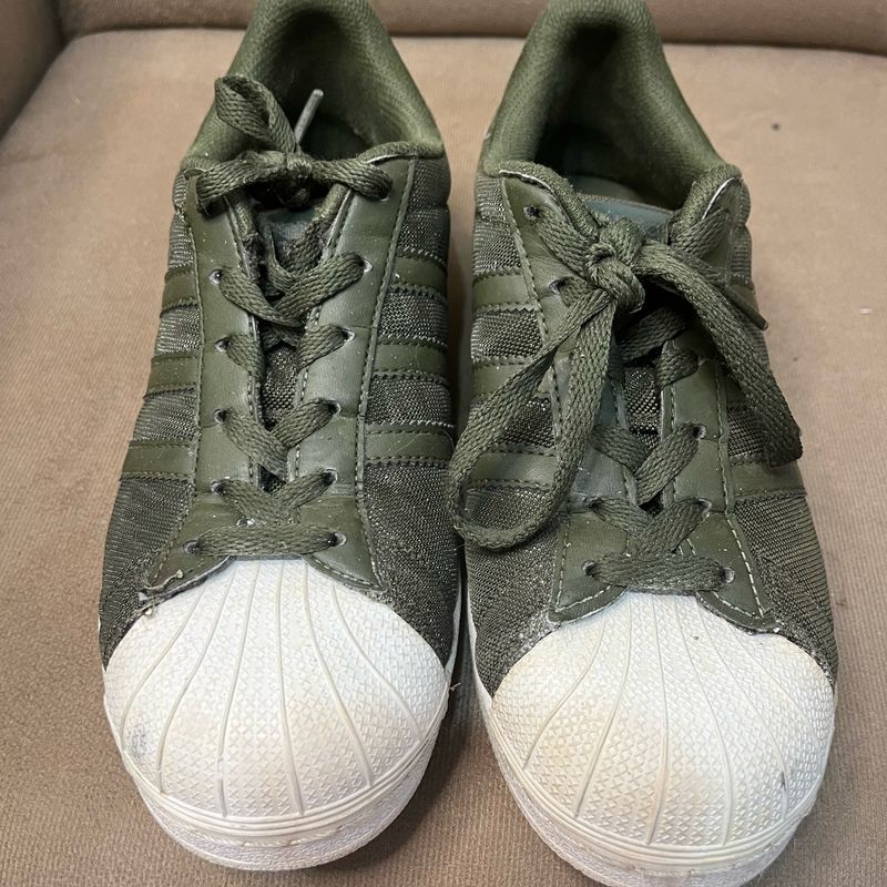 Adidas superstar verde militar on sale