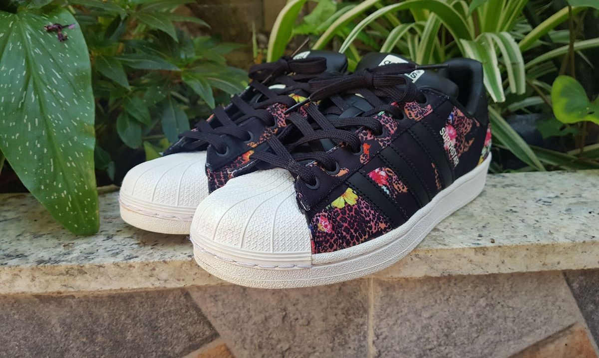 adidas superstar onça