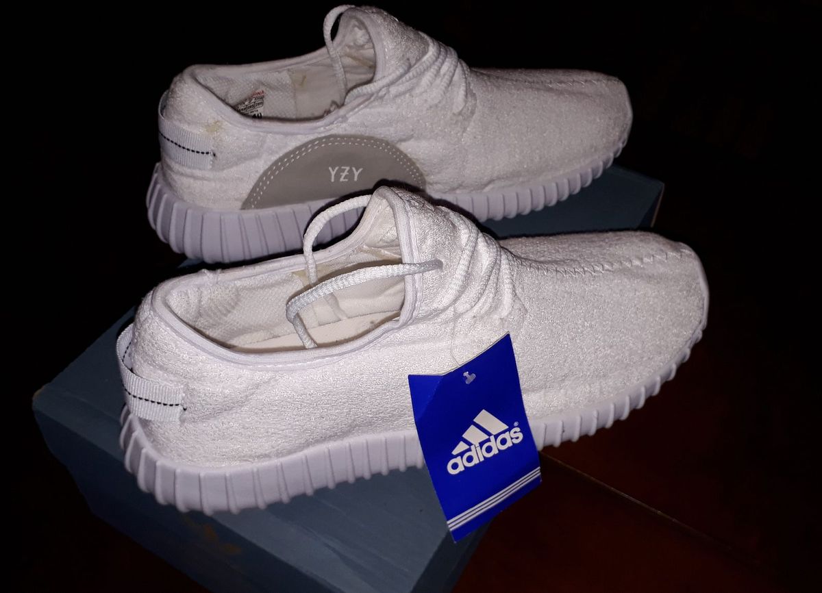 tenis yzy branco