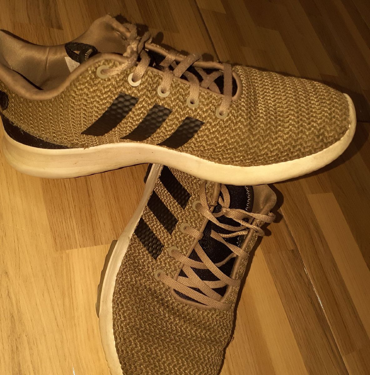 tenis adidas masculino exercito