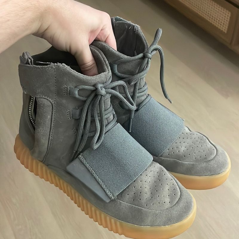 Adidas yeezy 750 usada hotsell