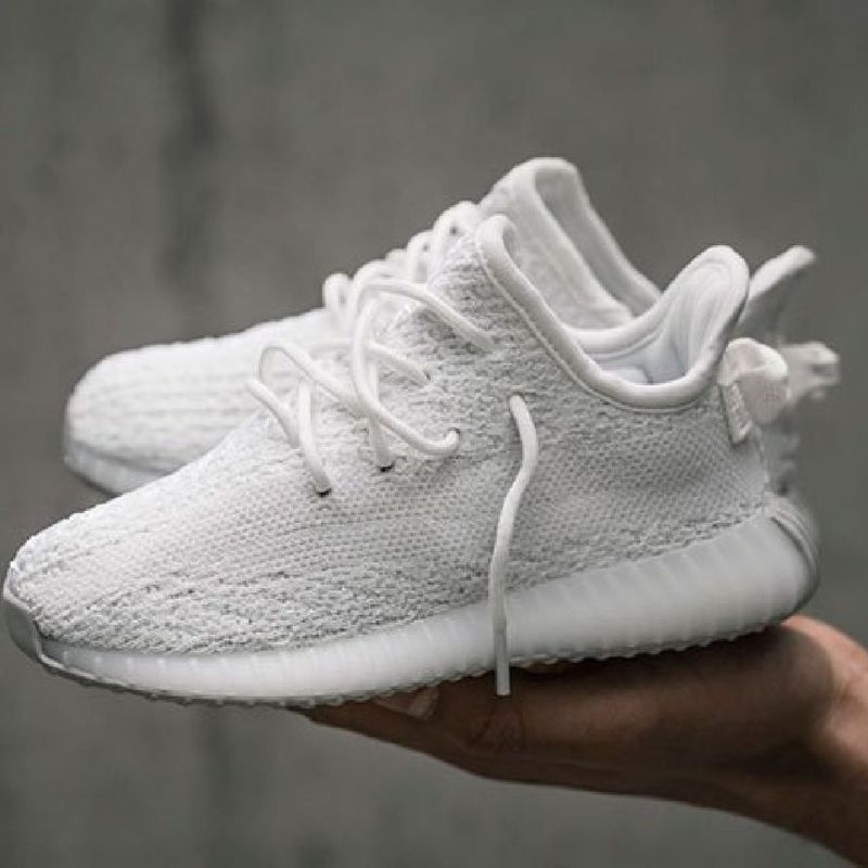 Adidas yeezy blanche clearance femme