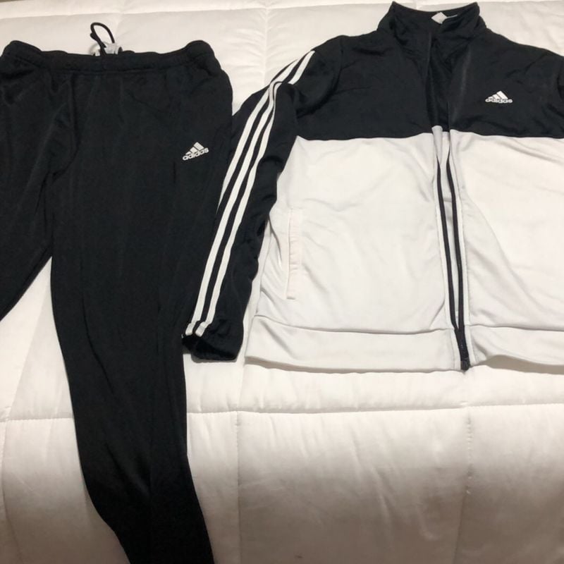 Casaco adidas branco fashion e preto