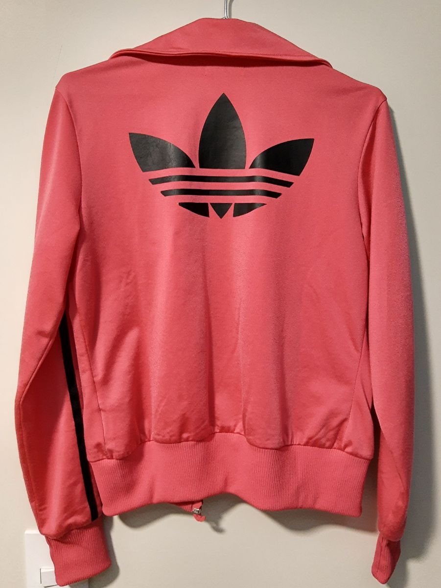 jaqueta adidas rosa com flores