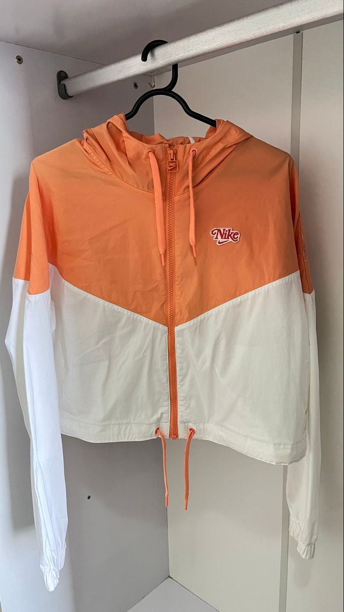 Agasalho Blusa de Frio Jaqueta Corta Vento Nike Branco Laranja Blusa  Feminina Nike Usado 97228609 enjoei