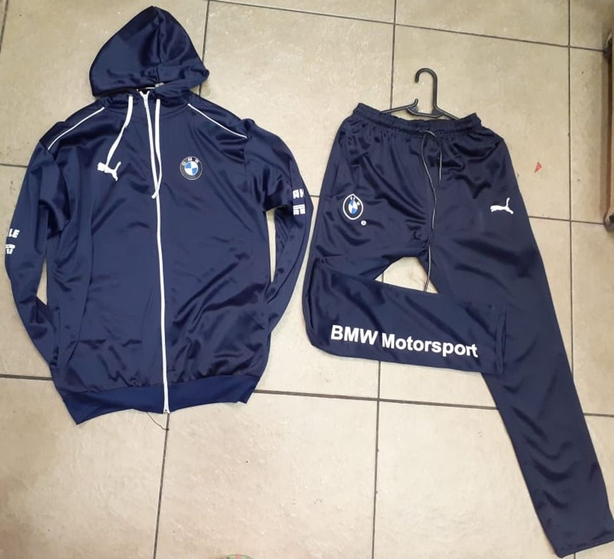 conjunto bmw motorsport