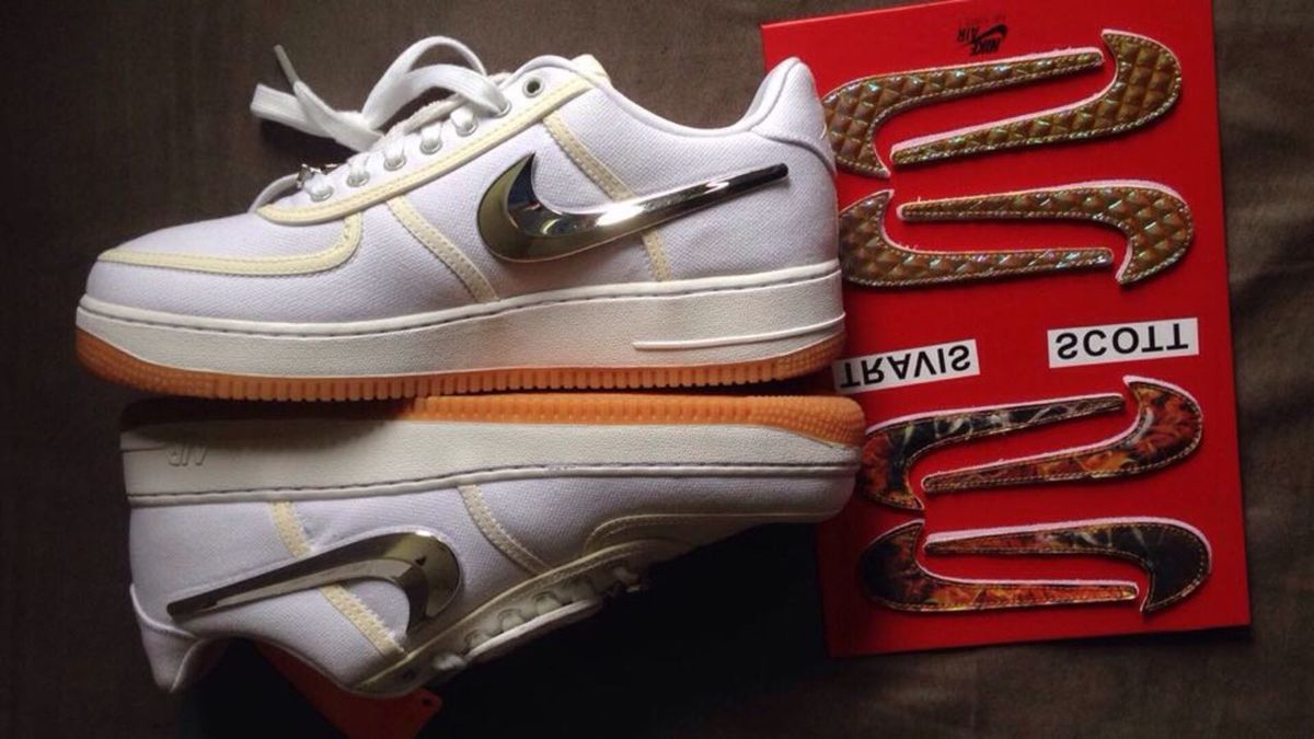 tenis air force 1 low travis scott