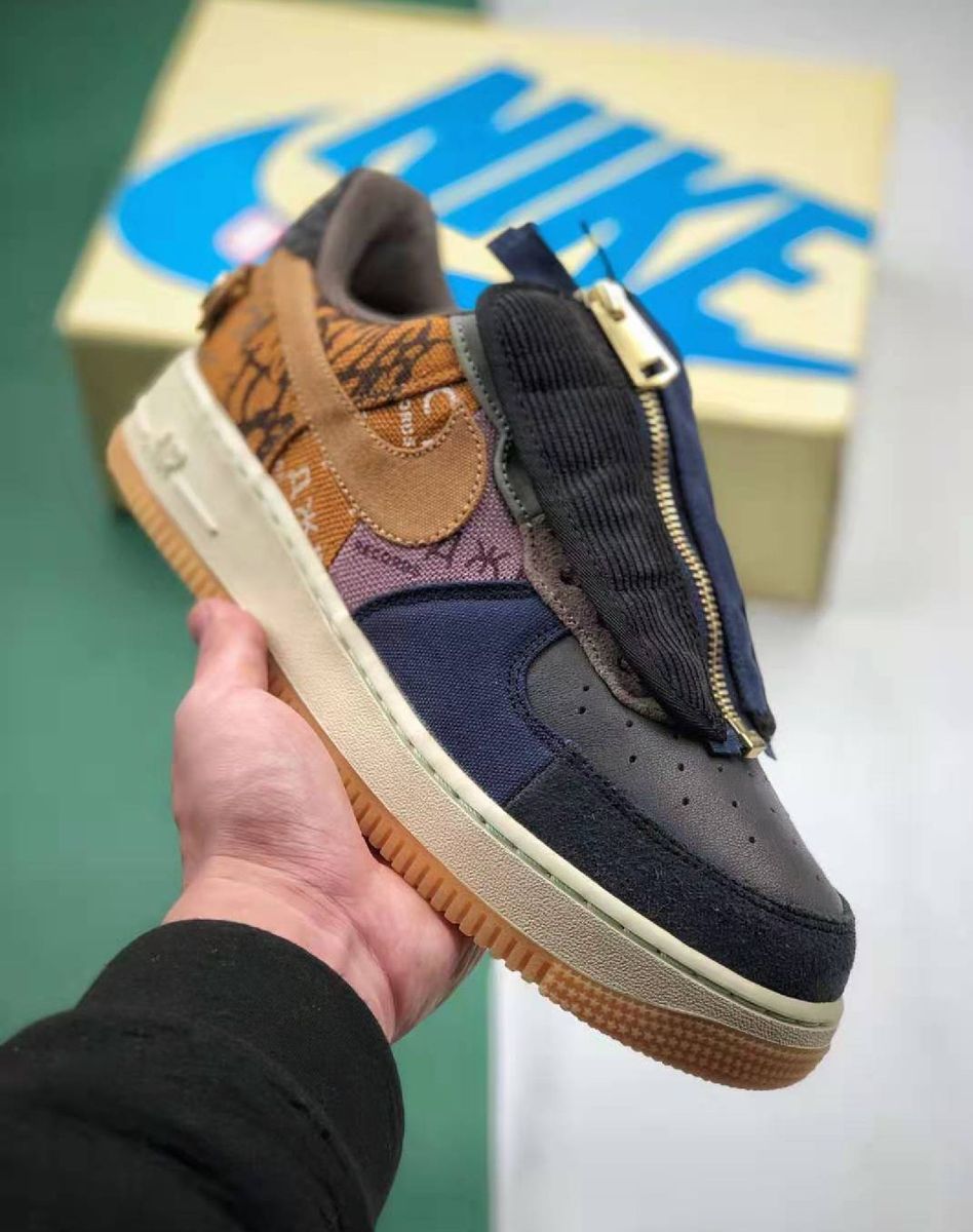 tenis nike x travis scott