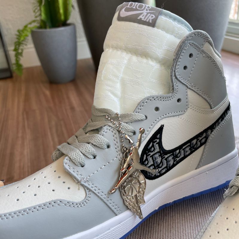 Nike Air Jordan De Dior Air Jordan High Dior Limited Edition Tênis