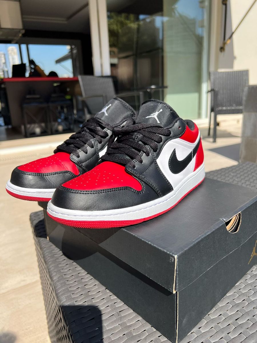 Jordan 1 store bred toe retail