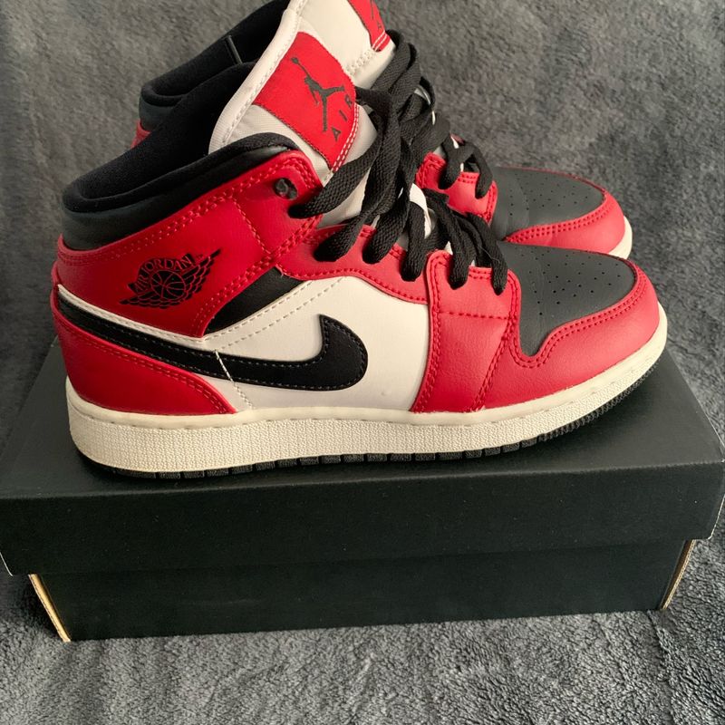 Air jordan 1 mid best sale black toe