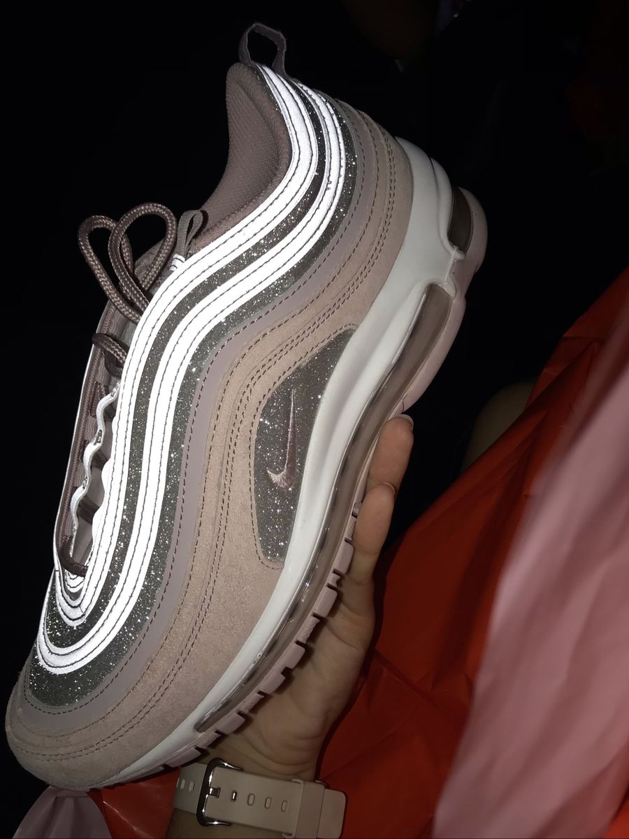 nike air max 97 brilha no escuro