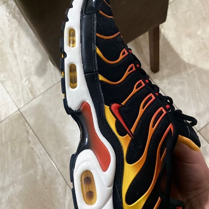 Air max best sale plus tn sunset