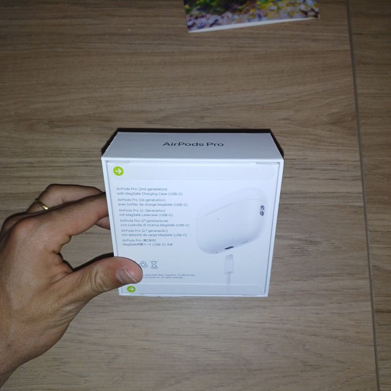 Airpods Pro (2a Geração) com Estojo de Recarga Magsafe (Usb