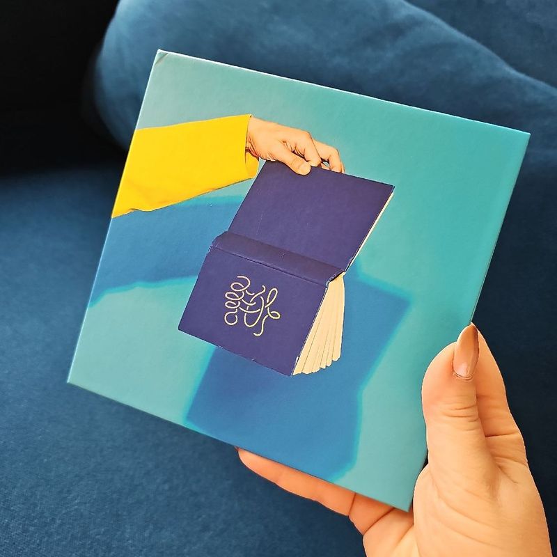 Album 1 Jonghyun She Is | Jonghyun Shinee Usado 105007730 | enjoei