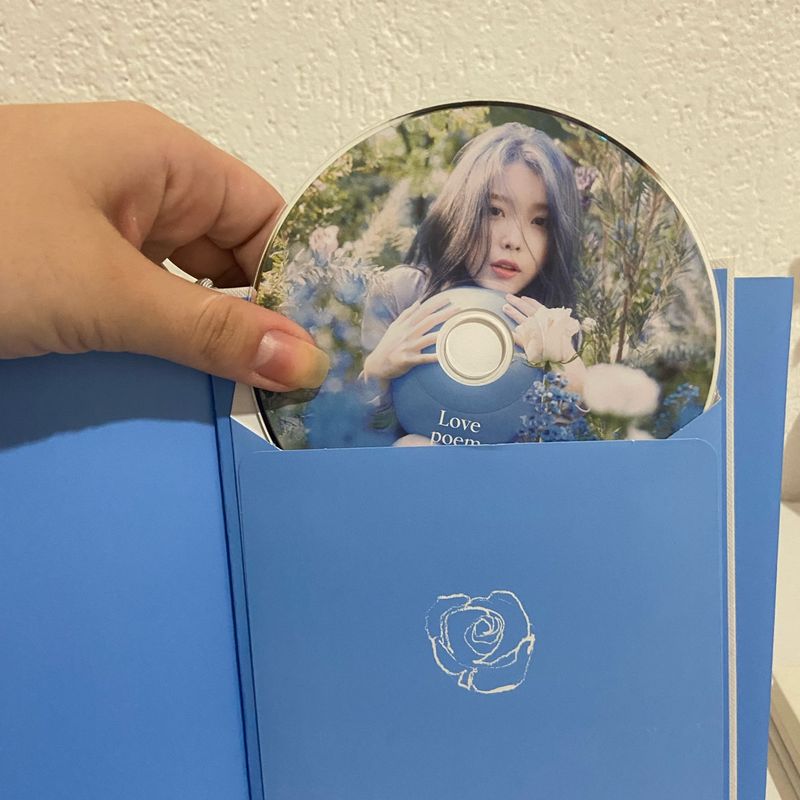 Álbum Completo Love Poem Iu | Iu Nunca Usado 106889647 | enjoei