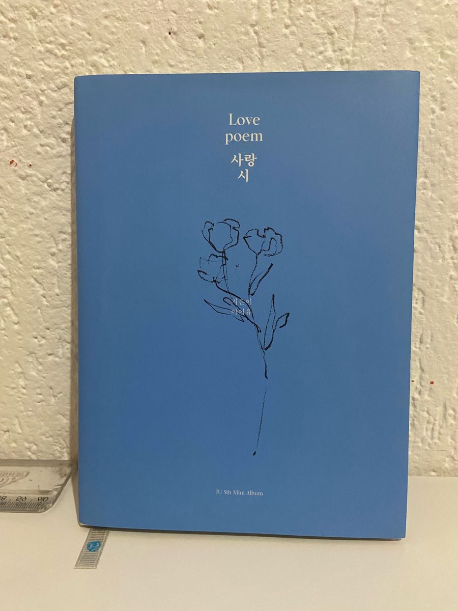 Álbum Completo Love Poem Iu | Iu Nunca Usado 106889647 | enjoei