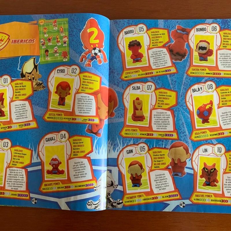 Álbum de Figurinhas Gogos Fut Crazy Bones | Panini Usado 111940204