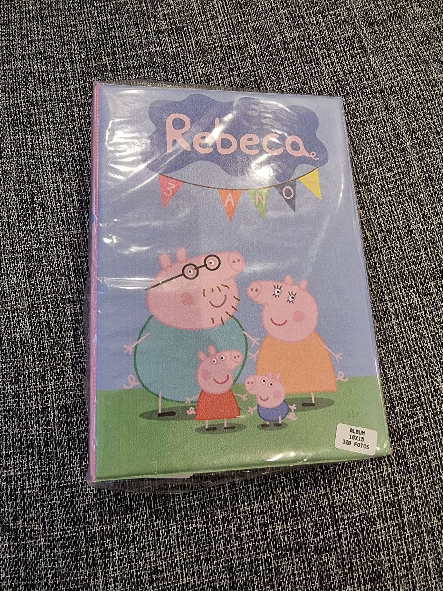 Casinha Peppa Pig e Rebeca