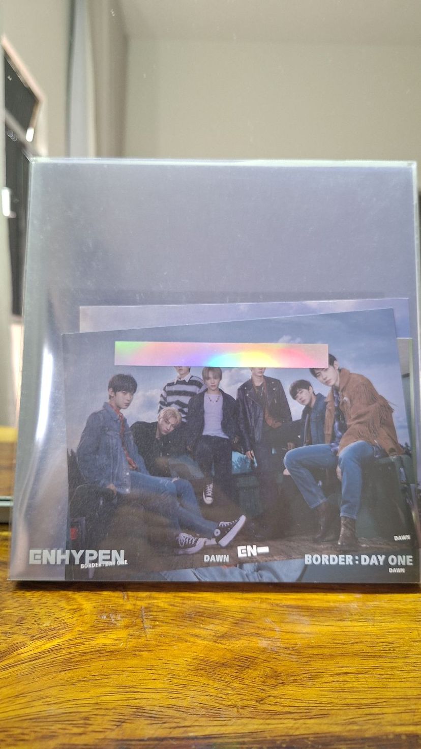 Álbum Kpop - Enhypen [border: Day One] Dawn | Livro Enhypen Usado ...