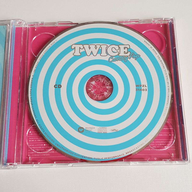 Álbum Twice Candy Pop | Item de Música Jyp Usado 33467876 | enjoei